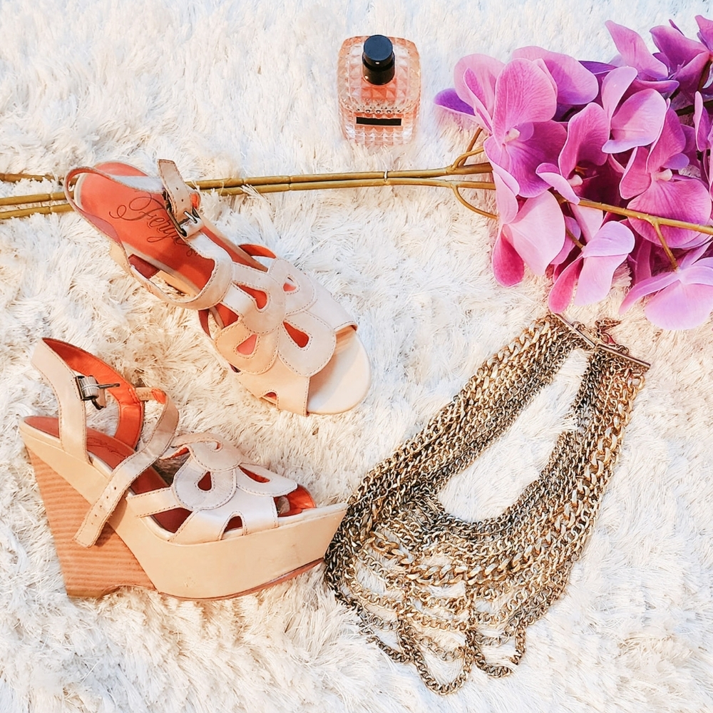 Fergie Cream Wedges
